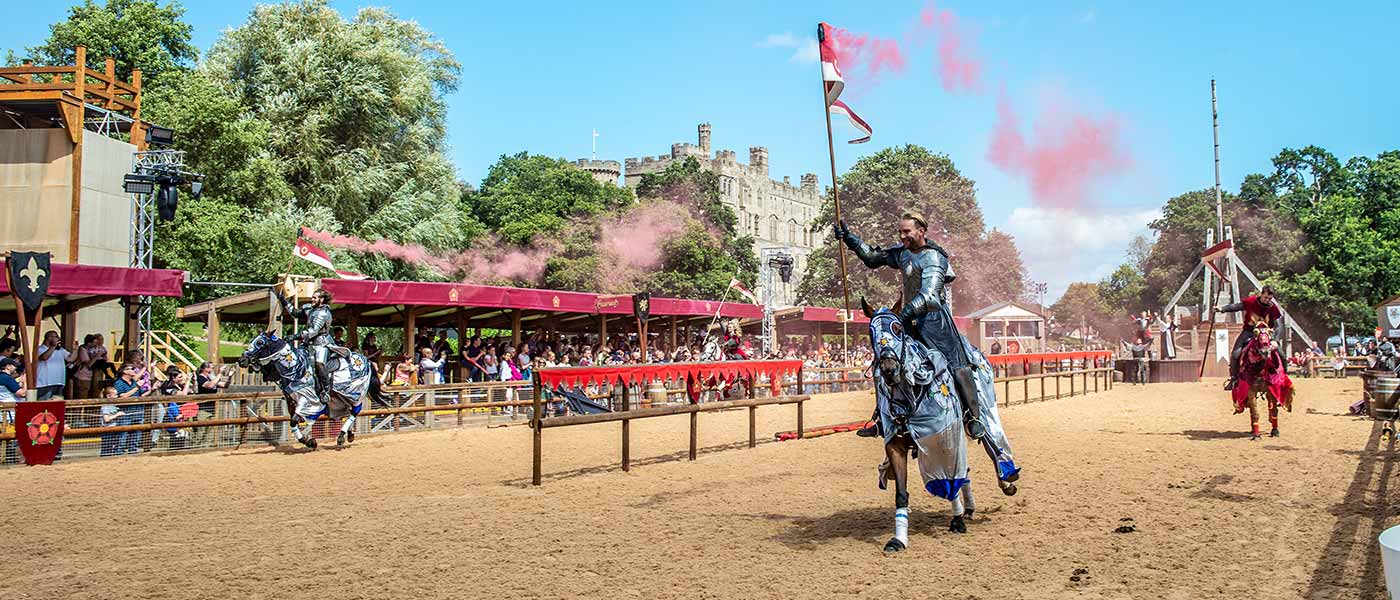 Wars of the Roses Live show at Warwick Castle